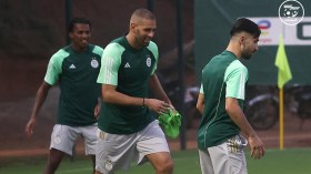 “منتخب الجزائر جاء إلى كوت ديفوار من أجل التتويج باللقب الأفريقي”