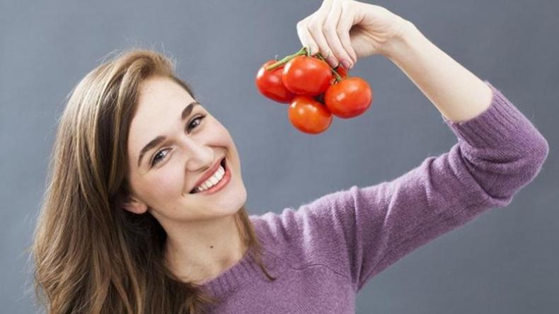 دراسة جديدة تكشف أهمية الطماطم في السيطرة على ارتفاع ضغط الدم!