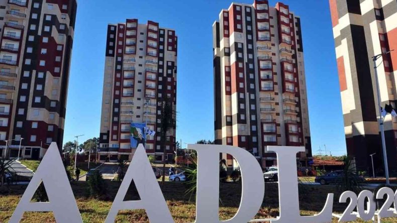 إعلان هام للمستفيدين من سكنات “عدل”