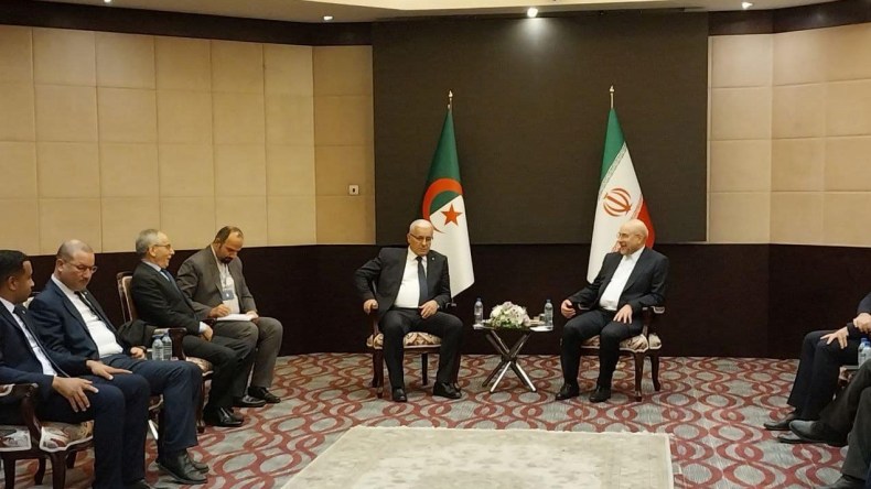 بوغالي يجري محادثات مع نظيره الإيراني