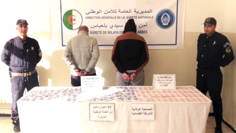 توقيف شخصين وحجز مبلغ من العملة المزورة بسيدي بلعباس