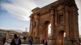 74 مليون دينار لتثمين الموقع الأثري تيمقاد