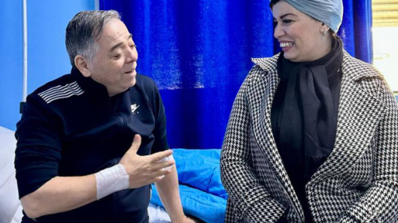 وزيرة الثقافة تطمئن على صحة الفنان إبراهيم شرقي