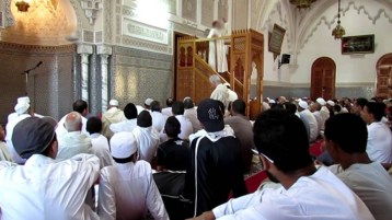 علماء وأدباء في منطقة البليدة