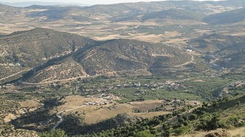 “إينوغيسن”.. البلدة التي لا تخشى الوادي