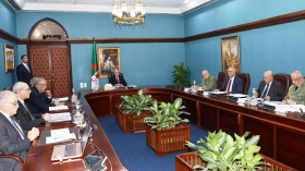 الرئيس تبـون يترأس اجتماعا لتقييم عمل الوكالة الفضائية الجزائرية