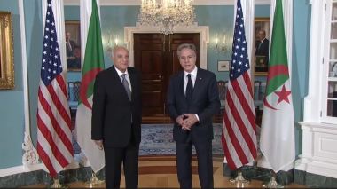 Attaf s’entretient par téléphone avec son homologue américain  