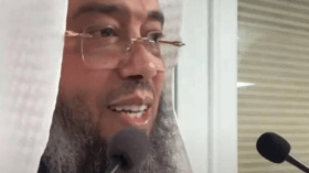 Un imam traite le drapeau français de satanique: expulsé