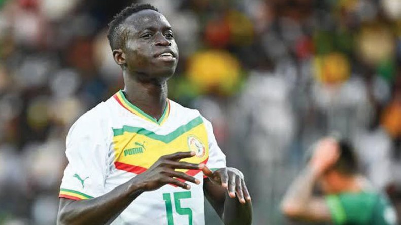 “كاف” يفتح تحقيقاً ضد نجم السنغال دياتا