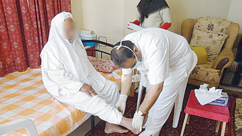 مُسنُّون ومرضى وضحايا حوادث المرور يرفعون “بورصة” العلاج المنزلي