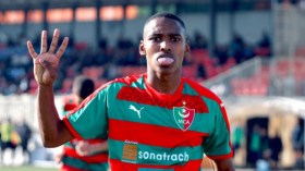 بِالفيديو: إصابة خطيرة ونهاية موسم نجم أشبال “الخضر”