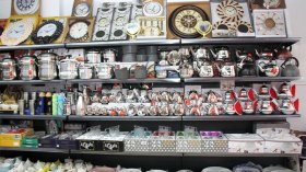 انتعاش تجارة الأواني المنزلية وتخفيضات بـ50 بالمئة قبيل رمضان