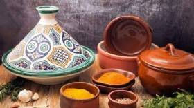 لهذا يقبل الجزائريون على الأواني الفخارية؟