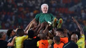 هل يُدرّب “الخضر”؟ هوغو بروس يردّ