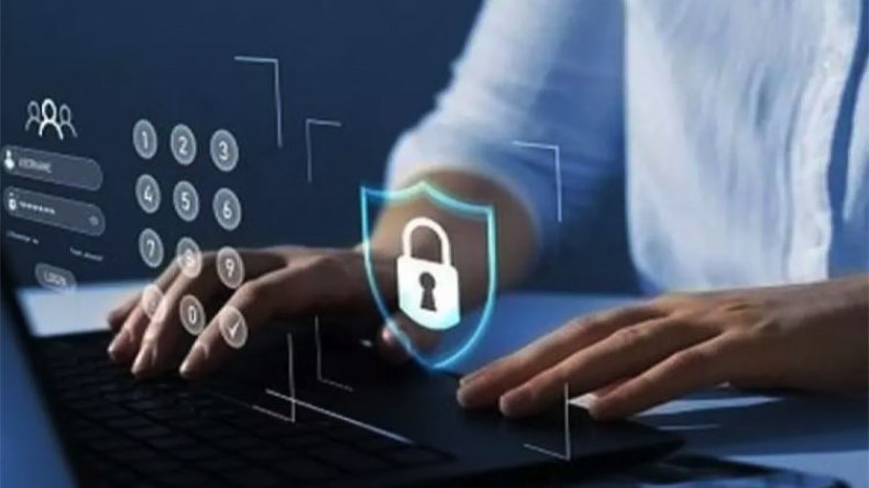 “استمرارية الدول مرهونة بحماية سيادتها الرقمية”