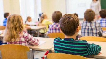 هل تتحمّل التربية مسؤولية إخفاق المدرسة؟