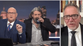 بالفيديو.. هذا ما فعله كاتب إسرائيلي دفاعا عن الفلسطينيين وحماس!