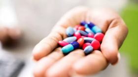لماذا لا يجب تناول الأدوية دون وصفة طبية؟