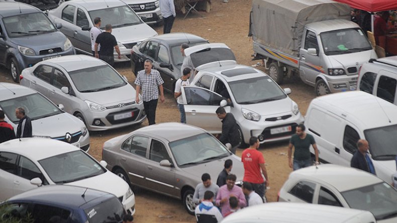 أسواق السيّارات المستعملة.. السمسار تحت الحصار