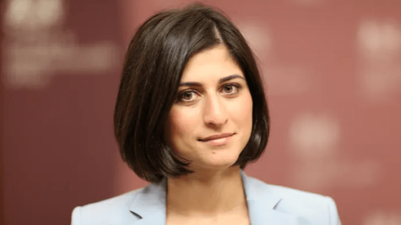 تعرف على أول عربية متحدثة رسمية باسم حلف الناتو