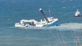 Naufrage d’une barge à Fouka: les travaux de la SDEM se déroulent normalement