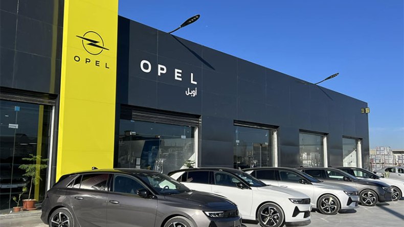 تخفيض أسعار سيارات “أوبل” وفتح الطلبات بـ”رخص المجاهدين”