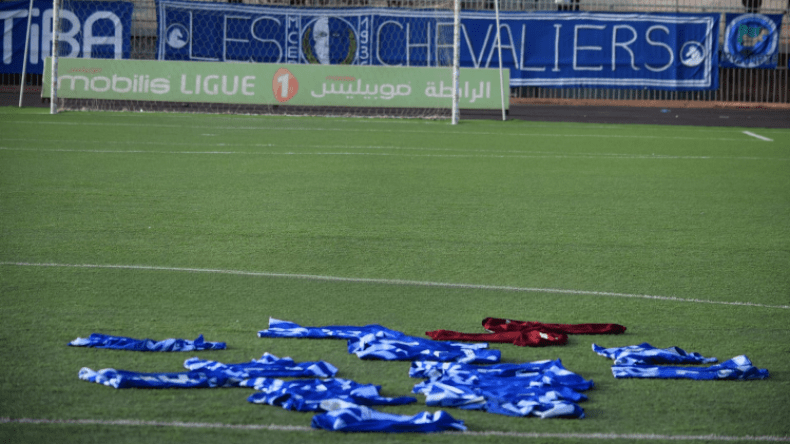 لاعبو مولودية البيّض يحتجّون بِهذه الطريقة