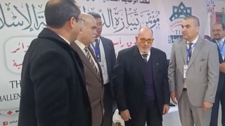 دعوة لتأسيس بنك إسلامي خاص