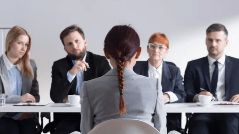 كيف تقنع أرباب العمل بتوظيفك؟