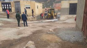 مقاولة مجهولة تربط حيا فوضويا بشبكة الكهرباء