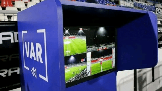 كأس الجزائر.. استعمال تقنية “الفار” بداية من الدور ربع النهائي