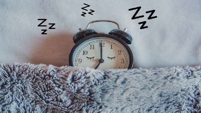 13 طريقة تساعدك على النوم بشكل طبيعي