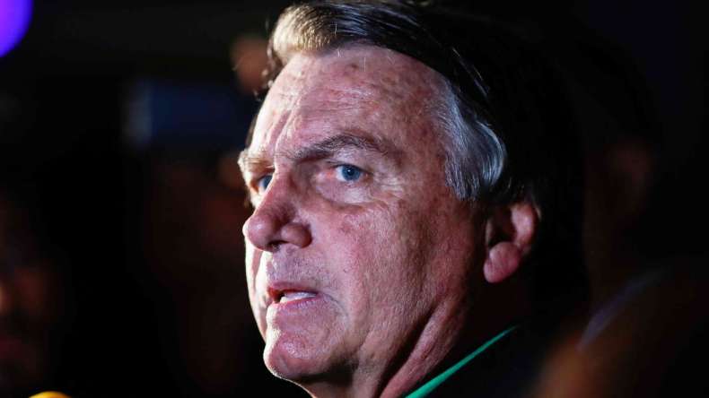 الرئيس البرازيلي السابق بولسونارو متهم بمحاولة الإنقلاب