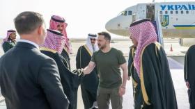 زيلينسكي في السعودية للحديث عن تبادل الأسرى