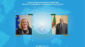 عطاف يستعرض جهود الجزائر لتعزيز السلم مع ممثلة الإتحاد الأوروبي المكلفة بالساحل