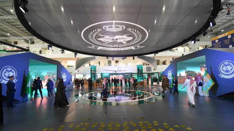 انطلاق معرض الدفاع العالمي في السعودية بمشاركة 45 دولة
