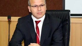 البروفيسور ياسع: قمة الجزائر للغاز لها بعد استراتيجي كبير