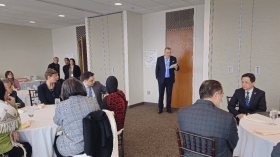 الجزائر تجمع عائلات فلسطينية مع ممثلي أعضاء مجلس الأمن