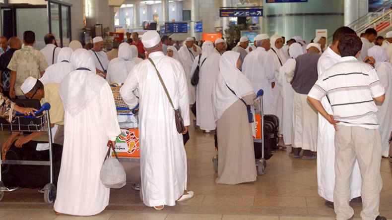 وكالات سياحية ترفع تكلفة الحج بـ16 مليونًا إضافية