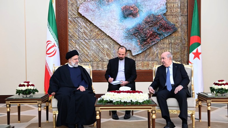 الرئيس تبون يُجري محادثات ثنائية مع نظيره الإيراني
