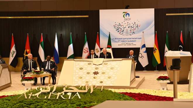 الرئيس تبون يرافع للحقوق السيادية للدول الغازيّة