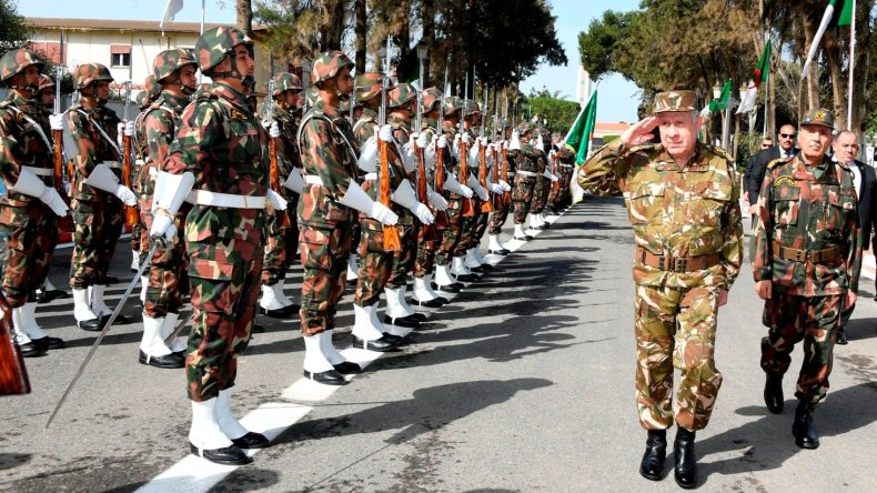 الفريق أول شنڨريحة: الجزائر اكتسبت “حصانة أمنية” على الرغم من الظروف الصعبة التي يمر بها العالم