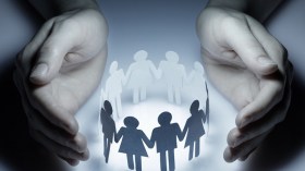 كيف أسس الإسلام مجتمع التكافل والتراحم والتضامن؟