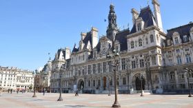 La mairie de Paris perquisitionnée