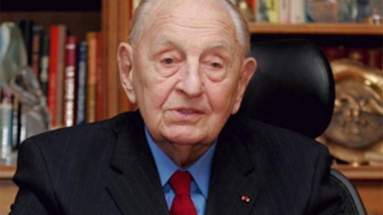 تجنيد لافت لرفض تمجيد الجنرال السفاح مارسيل بيجار