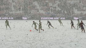 بِالفيديو والصّور: مباراة تحت تساقط كثيف للثلوج