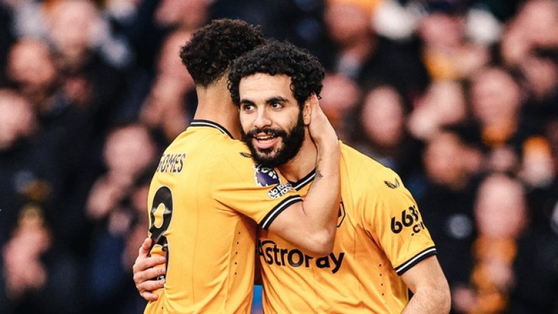 بِالفيديو: المدافع آيت نوري يفتتح عدّاد التهديف