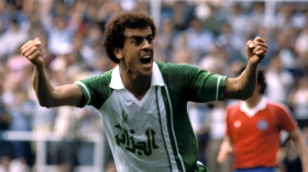 هذا اللاعب يلتحق بِالأسطورة عصّاد