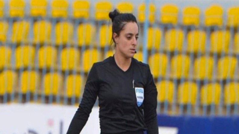 حكمة جزائرية في مباراة جنوب إفريقيا وأندورا