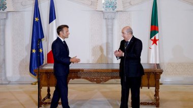 French Despair Of Progress In Relations With Algeria
